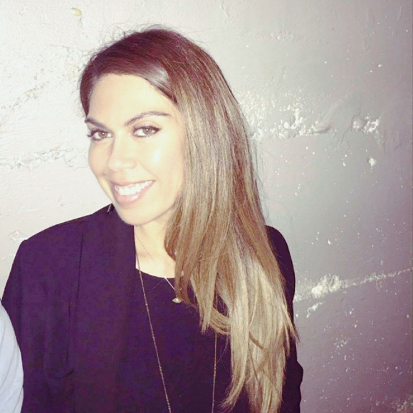 Meet your Posher, Michele - Picture 1 of 1